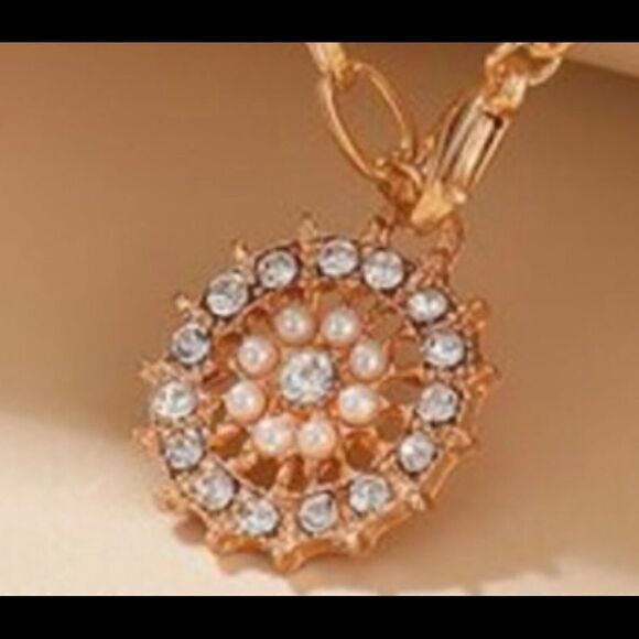 Necklace Flower Rhinestone Pendant Cutest - Picture 3 of 6